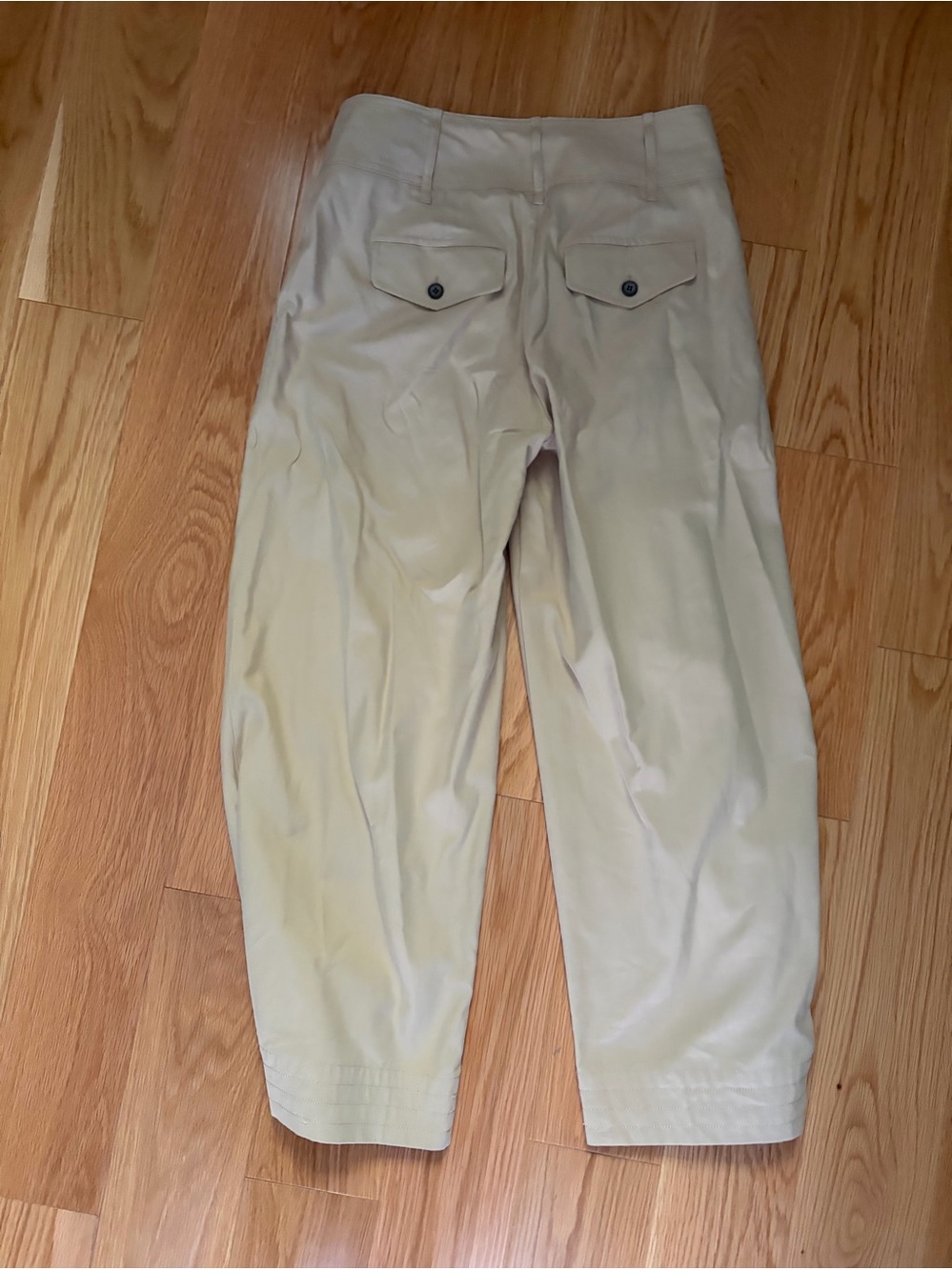 Zara Women's Ankle Cropped Pants in Light Beige